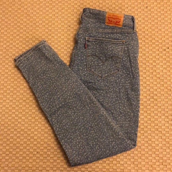 levi's leopard jeans